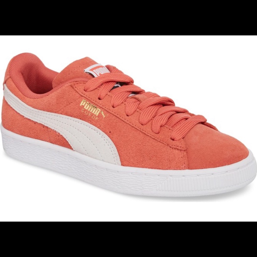 Puma Suede Sneakers//Size.7